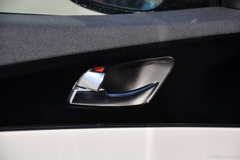 2015款索兰托L 2.4L GDI汽油四驱精英版