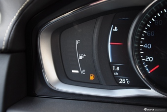 2015款沃尔沃S80L 2.0T T5智尊行政版