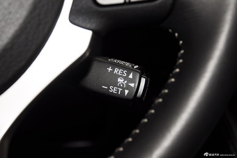 2015款雷克萨斯NX 2.5L自动300h全驱锋芒版