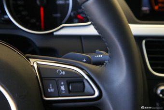 2016款改款奥迪A5 2.0T自动cabriolet 45TFSI进取型