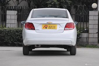 2015款赛欧3 1.3L手动理想版