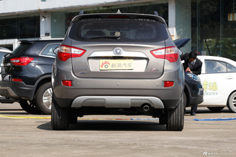 2015款CS35 1.6L自动豪华型国V