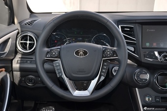 2016款比亚迪宋1.5TID自动精英型