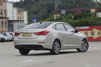 2016款名图1.8L自动GLS智能型