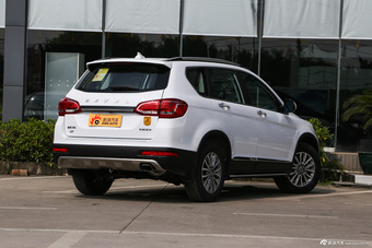 2015款哈弗H6运动版1.5T自动两驱尊享型