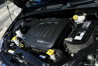 2013款克莱斯勒大捷龙