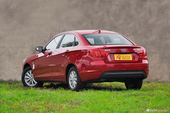 2014款绅宝D50 1.5L手动标准版