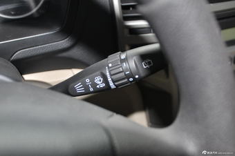 2012款奥轩G5 2.4L手动精英版四驱