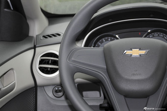 2015款赛欧3 1.3L手动理想版