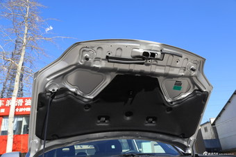 2015款东风风度MX6 2.0L CVT四驱UPR