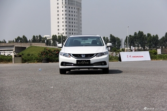 2014款思域2.4L手动Si