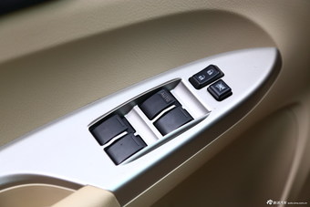 2014款F3 1.5L自动尊贵型