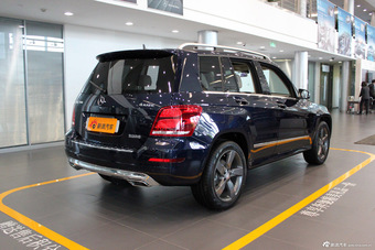 2013款奔驰GLK300 4MATIC 动感型（天窗版）到店实拍