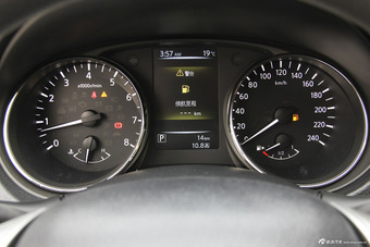 2016款逍客2.0L自动XL精英版