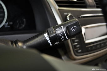 2013款睿骋2.0L自动豪华型