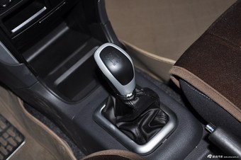 2014款利亚纳A6三厢1.4L手动畅想型