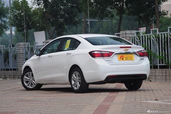 2016款科鲁兹1.5L手动精英版