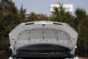 2015款中华V3 1.5L手动精英型