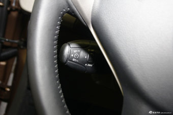 2013款标致301 1.6L自动尊贵版到店实拍