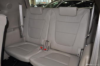 2013款索兰托2.4L自动汽油豪华版7座