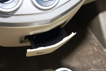 2014款佳宝V80 1.5L舒适型