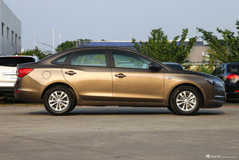 2015款英朗1.5L手动进取型15N