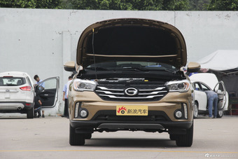 2015款传祺GS4 1.3T自动200T G-DCT豪华版