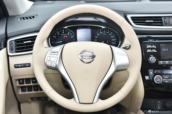 2015款奇骏2.5L自动XL四驱领先MAX版