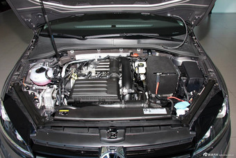 2014款高尔夫-进口 1.4TSI自动旅行版到店实拍