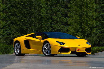 2013款Aventador LP 700-4 Roadster