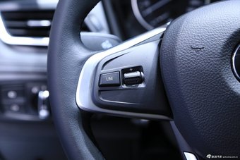 宝马2系运动旅行车