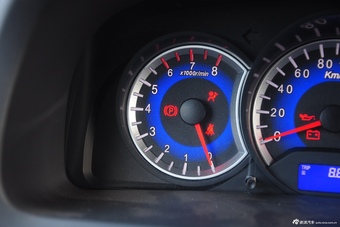 2015款北斗星X5 1.4L手动巡航升级版 国V