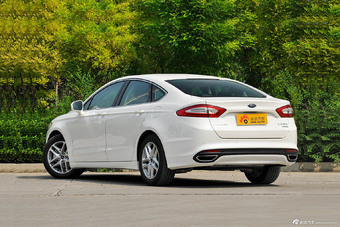 2013款蒙迪欧 2.0L GTDi200 豪华型