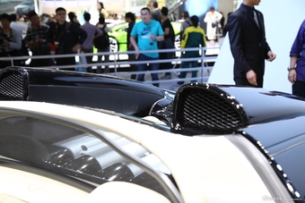 2014款威航Black Bess限量版