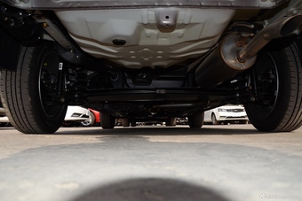 2016款吉利金刚三厢1.5L手动进取型 国IV