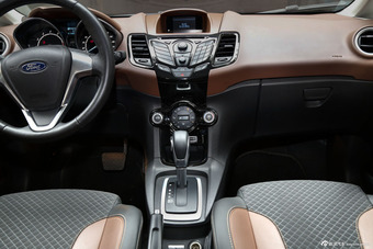 2014款嘉年华两厢1.0T自动劲动型