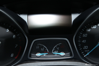 2013款福特翼虎1.6GTDi自动精英型