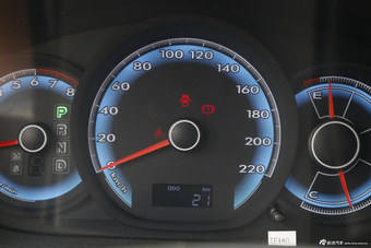 2015款骏派D60 1.8L自动舒适型