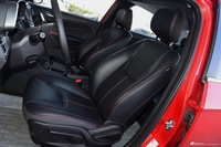 2016款艾瑞泽5 1.5L自动领臻版