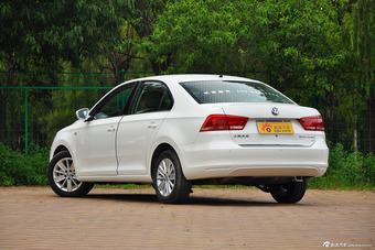 2015款桑塔纳1.6L自动豪华版