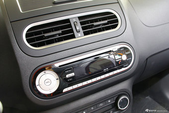 2014款MG3 1.5L自动豪华版