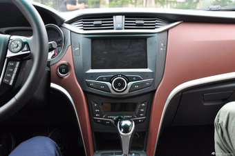 2014款比亚迪G5 1.5TI手动旗舰型