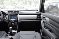 2017款哈弗H2 1.5T手动两驱豪华型红标