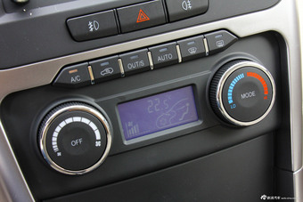 2014款瑞虎3 1.6L CVT尊尚版到店实拍