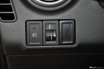 2013款天语SX4酷锐1.6L手动运动型