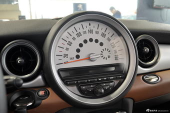 2011款MINI CLUBMAN COOPER Fun版