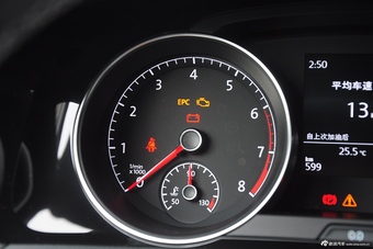 2015款高尔夫1.4TSI手动R-Line