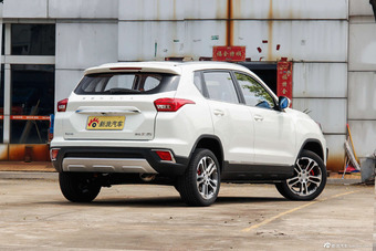 2016款北汽绅宝X35 1.5L手动豪华版