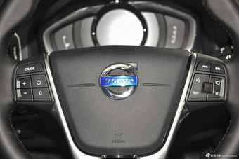 2016款沃尔沃S60L 2.0T自动 T5智驭版