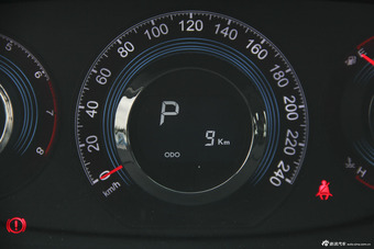 2015款大7 SUV 2.2T自动两驱智慧型